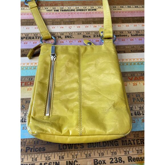 Vintage HOBO Int Crossbody Purse Vibrant Yellow Leather Silver Hardware Bag - Picture 5 of 11